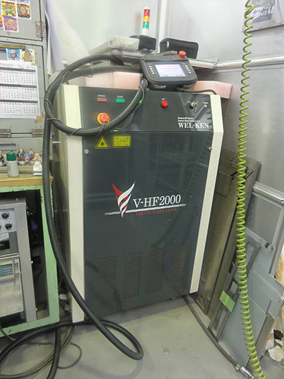 ハイブリッド・ファイバーレーザー溶接機（日本製） WEL-KEN V-HF2000